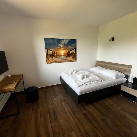 Active Chillax Oasis Apartments Анкаран Екстериор снимка