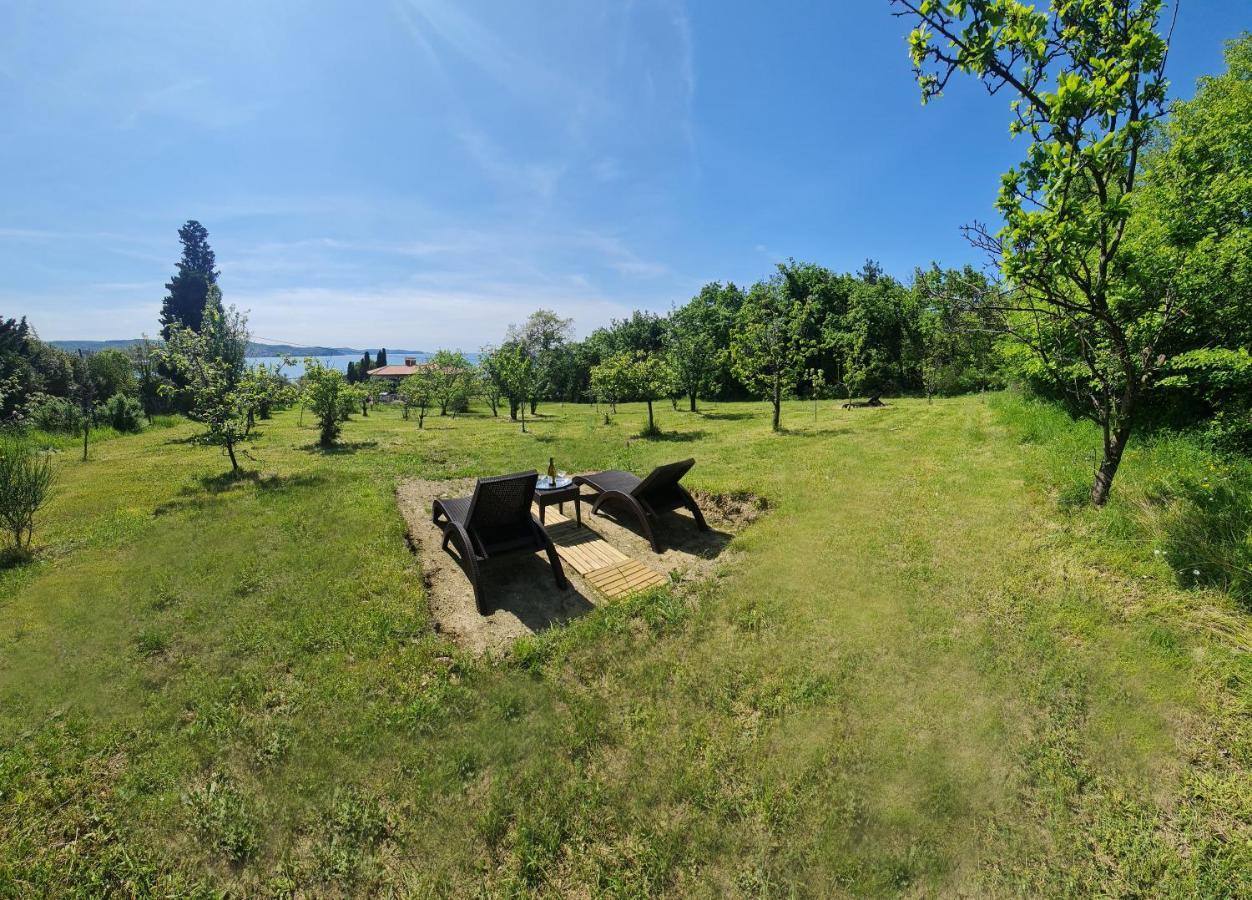 Active Chillax Oasis Apartments Анкаран Екстериор снимка