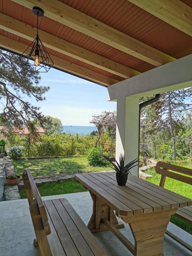 Active Chillax Oasis Apartments Анкаран Екстериор снимка