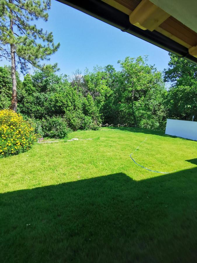 Active Chillax Oasis Apartments Анкаран Екстериор снимка