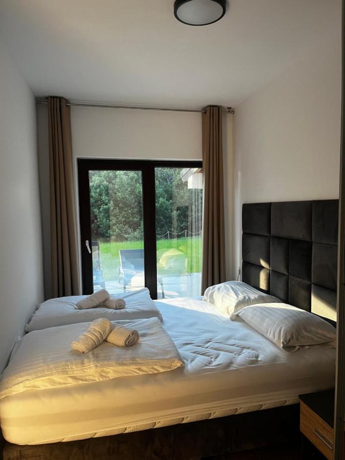 Active Chillax Oasis Apartments Анкаран Екстериор снимка